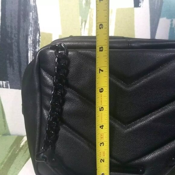 Rebecca Minkoff Edie Maxi Top Zip Shoulder Bag In Black Chevron Pattern Leather - Picture 5 of 11